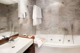 room bath 2